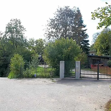 Zimmervermietung Am Habsberg מלון *